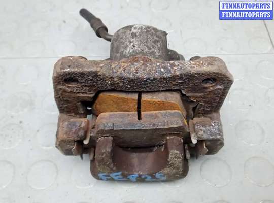 купить суппорт тормозной задний левый на TOYOTA RAV 4 CA40