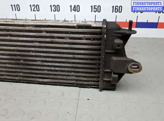 купить радиатор интеркулера на OPEL VIVARO
