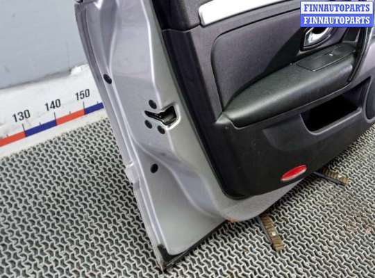 Дверь боковая на Renault Laguna III