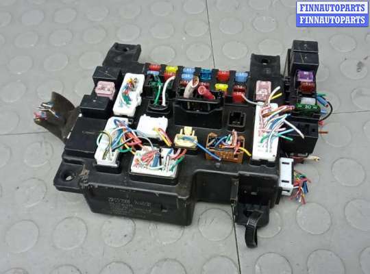купить блок предохранителей на MITSUBISHI OUTLANDER 1