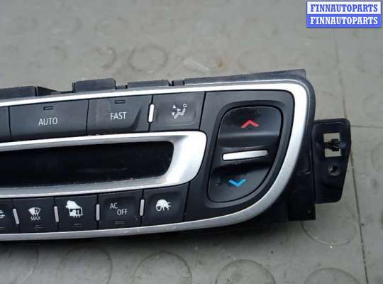 Блок управления печкой на Renault Megane III
