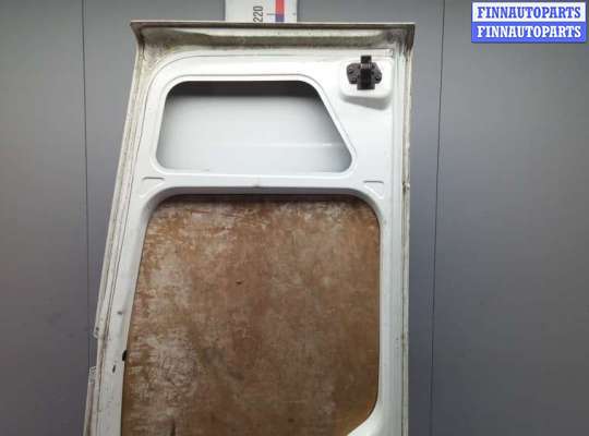 Крышка багажника на Renault Master III