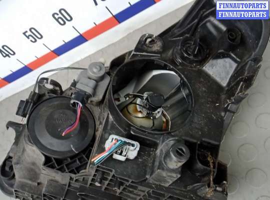 Фара передняя на Nissan Qashqai I (J10)