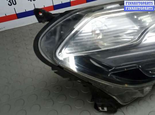 Фара передняя на Nissan Qashqai I (J10)