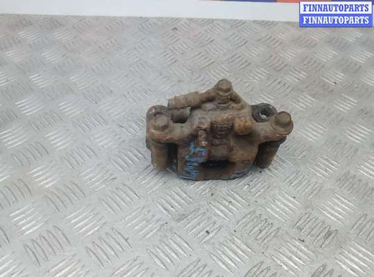 скоба суппорта зад. NS893758 на NISSAN JUKE F15
