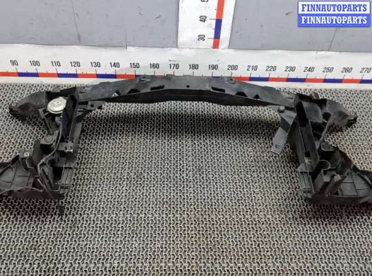 передняя панель крепления облицовки (телевизор) MB1568010 на MERCEDES BENZ SPRINTER 2