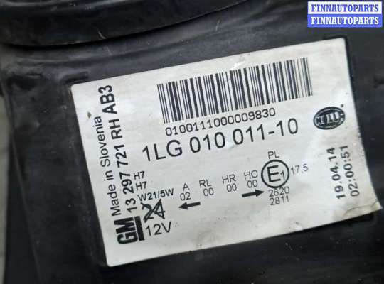 Фара передняя на Opel Astra J
