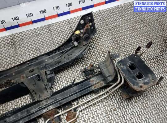 купить передняя панель крепления облицовки (телевизор) на PEUGEOT 4007