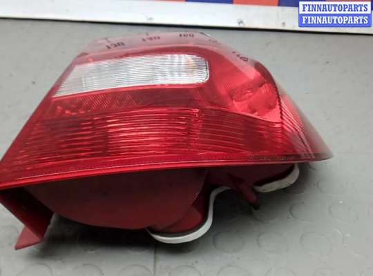 купить фонарь задний правый на SKODA YETI 1