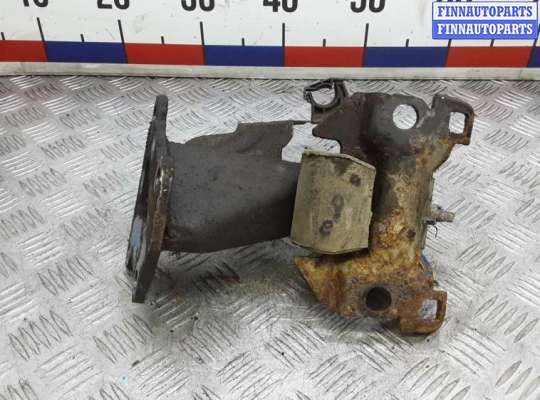 купить подушка двигателя дизельная на NISSAN NAVARA D40