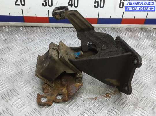 купить подушка двигателя дизельная на NISSAN NAVARA D40