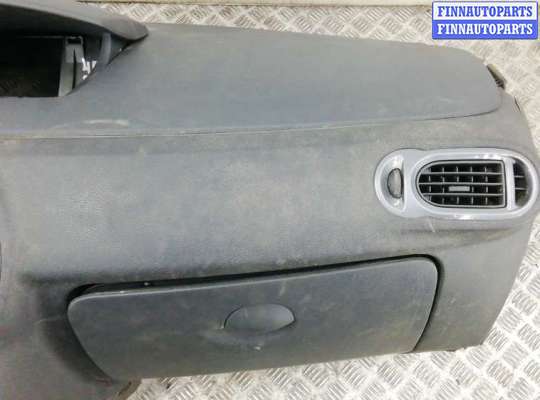 купить панель приборов (торпедо) на RENAULT MODUS 2