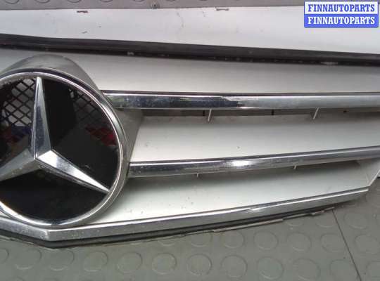 купить решетка радиатора на MERCEDES BENZ C-CLASS W204