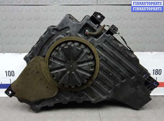 купить сабвуфер на JEEP GRAND CHEROKEE WK2