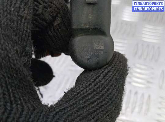 купить форсунка дизельная на VOLKSWAGEN CADDY 3