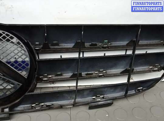 купить решетка радиатора на MERCEDES BENZ CLK C209