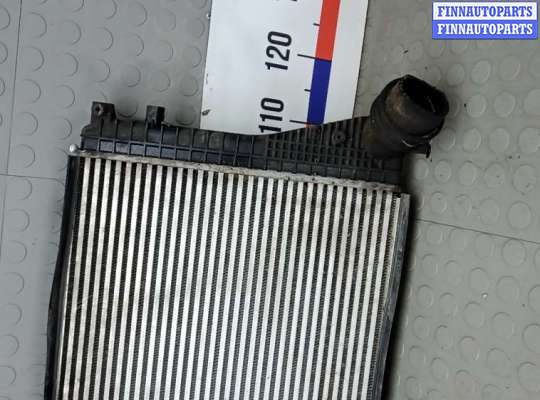 купить радиатор интеркулера на VOLKSWAGEN JETTA 5