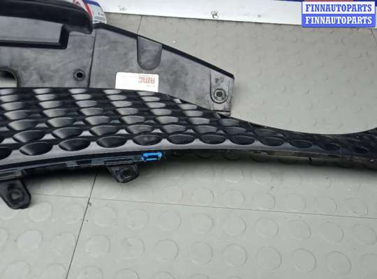 купить решетка радиатора на NISSAN JUKE F15