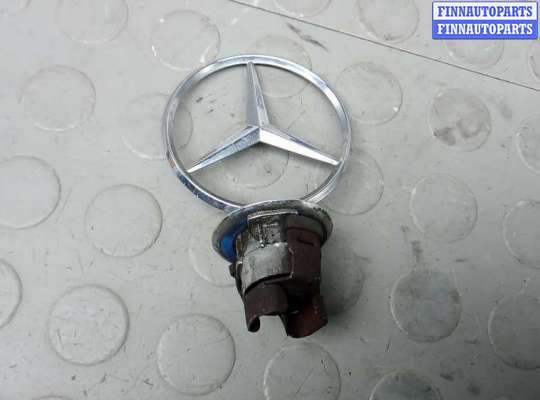 купить значок на капот на MERCEDES BENZ C-CLASS W203