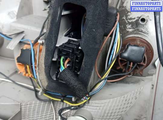 купить фонарь задний правый на SKODA OCTAVIA A7