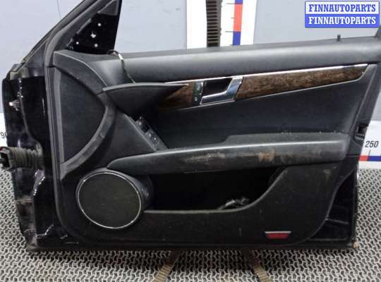 Дверь боковая на Mercedes-Benz C (W204)
