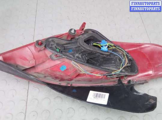 купить фонарь задний правый на PEUGEOT 308 1