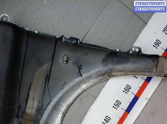 купить крыло переднее правое на MERCEDES BENZ VITO W639