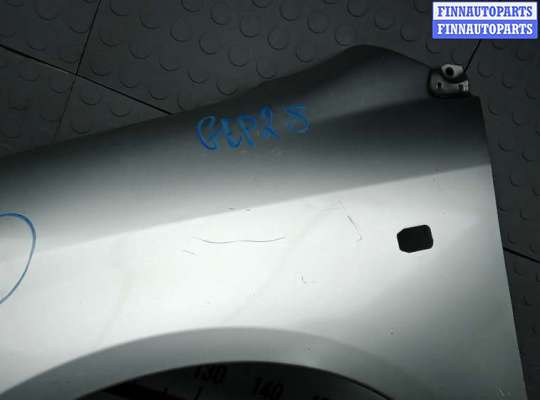 купить крыло переднее левое на TOYOTA COROLLA E12