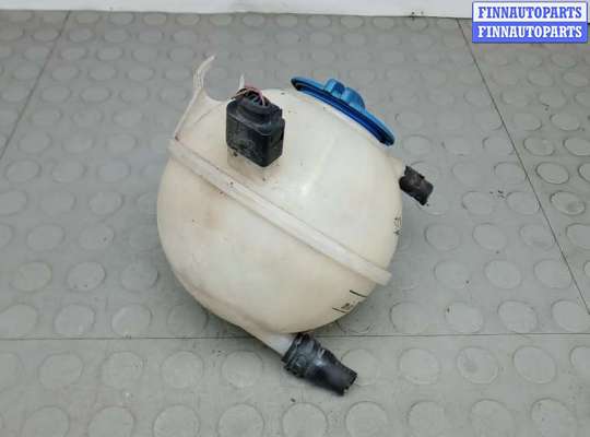купить бачок расширительный на VOLKSWAGEN JETTA 5