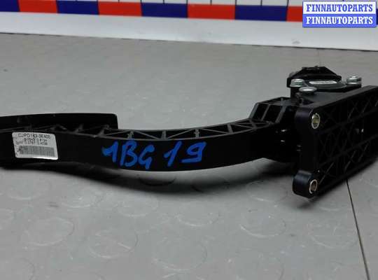 купить педаль газа на KIA SORENTO 1