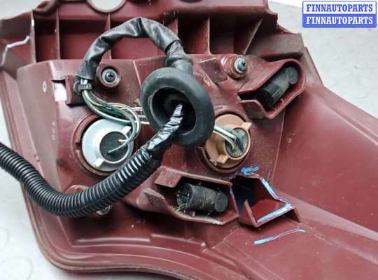 купить фонарь задний левый на TOYOTA RAV 4 CA40