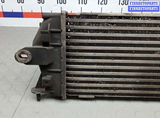 купить радиатор интеркулера на OPEL VIVARO