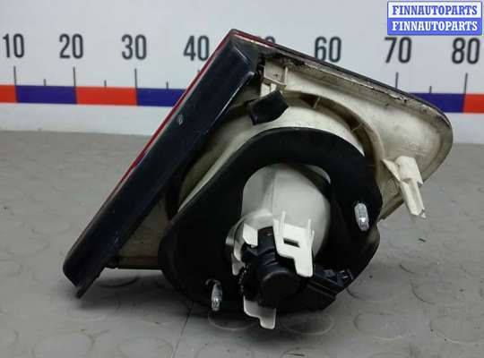 купить фонарь левый крышки багажника на VOLKSWAGEN JETTA 5