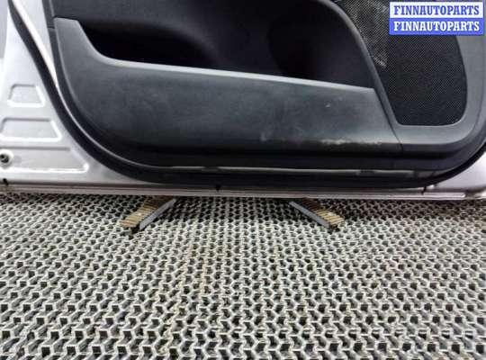 Дверь боковая на Toyota Auris I (E150)