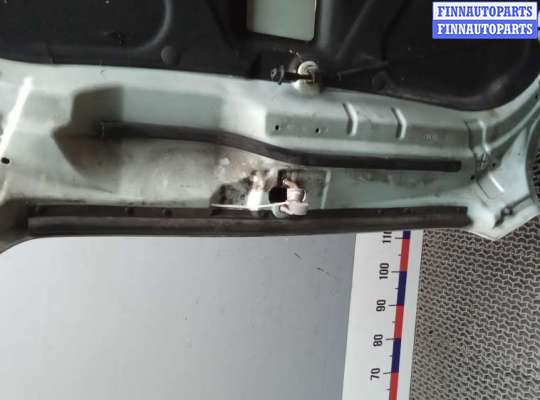 Капот на Kia Carens II (UN)