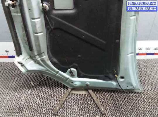 Капот на Kia Carens II (UN)