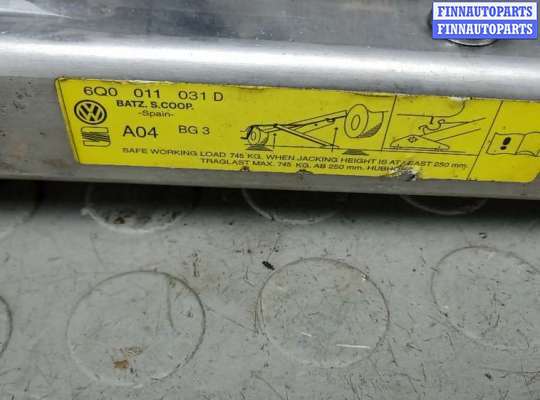 купить домкрат на SEAT LEON 2