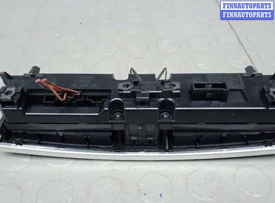 купить кнопка аварийки на MERCEDES BENZ CLK C209