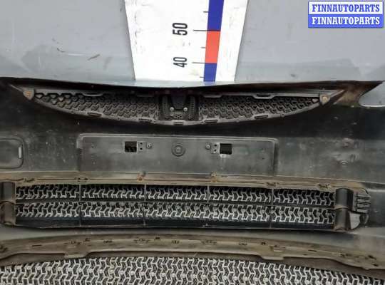 Бампер передний на Honda Fit (GD)