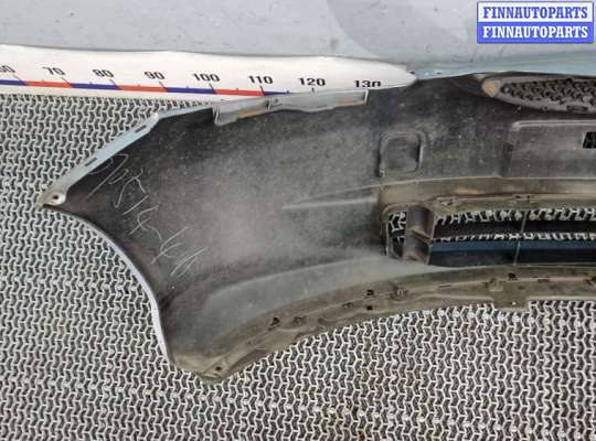 Бампер передний на Honda Fit (GD)