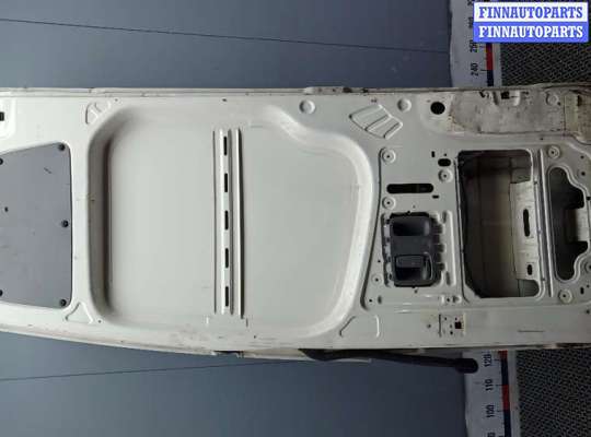 купить дверь распашная правая на VOLKSWAGEN CRAFTER 1