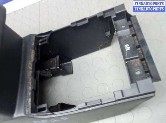 купить подлокотник центральный на SUBARU OUTBACK 5