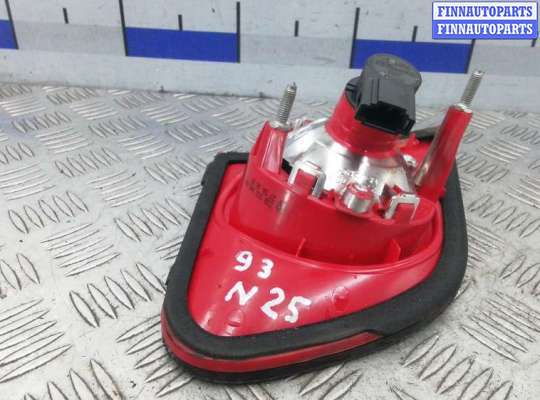 купить фонарь правый крышки багажника на VOLKSWAGEN PASSAT B6