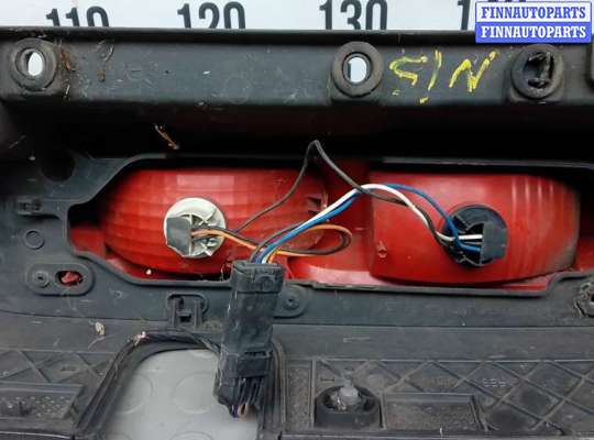 купить фонарь задний левый на RENAULT TRAFIC 2