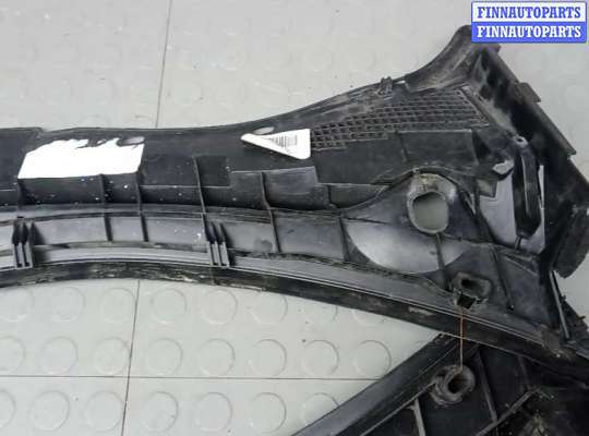 купить накладка декоративная (жабо, дождевик) на MAZDA 3 1