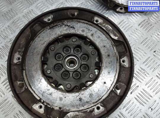 купить маховик демпферный дизельный на BMW X1 E84