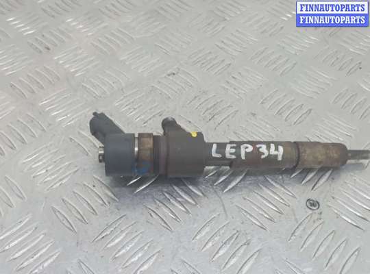 Форсунка топливная на Opel Zafira B