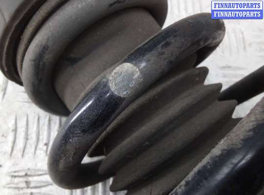 Стойка подвески амортизационная на Opel Zafira C