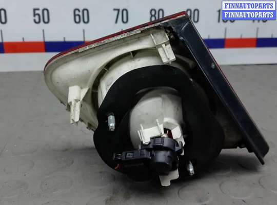 купить фонарь правый крышки багажника на VOLKSWAGEN JETTA 5