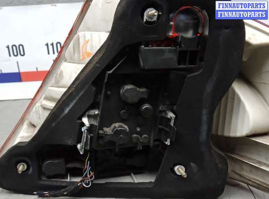 купить фонарь задний левый на MERCEDES BENZ CLK C209